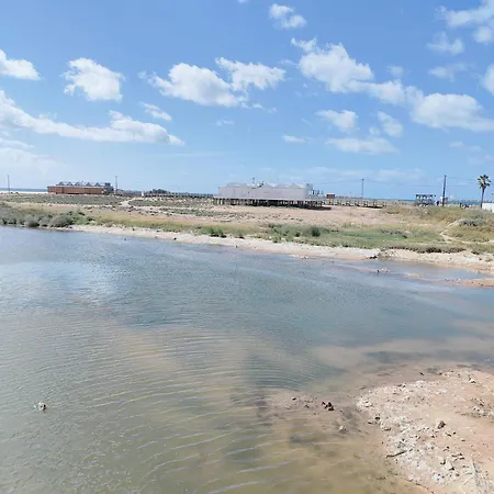 Bayline- Beachfront And Pool