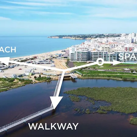 Bayline- Beachfront And Pool דירה Armação de Pêra