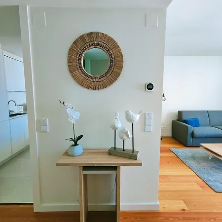 Bayline- Beachfront And Pool *