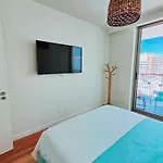 Apartment Bayline- Beachfront And Pool Armação de Pêra