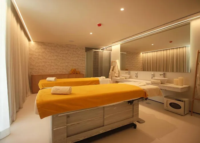 شقة Bayline- Beachfront And Pool *