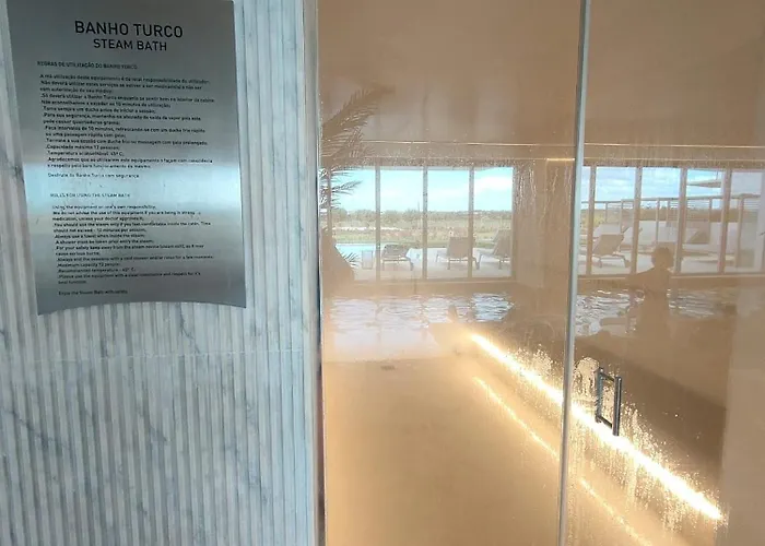 Bayline- Beachfront And Pool شقة