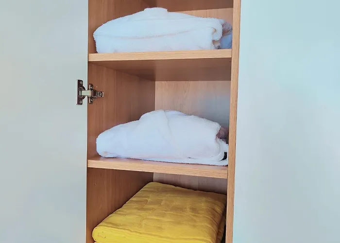 شقة Bayline- Beachfront And Pool