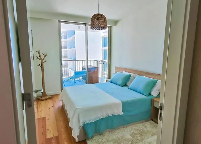 Bayline- Beachfront And Pool شقة *