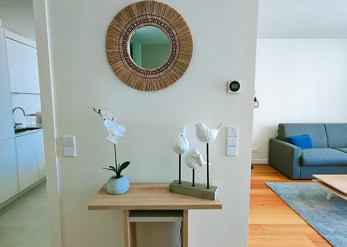 Bayline- Beachfront And Pool *