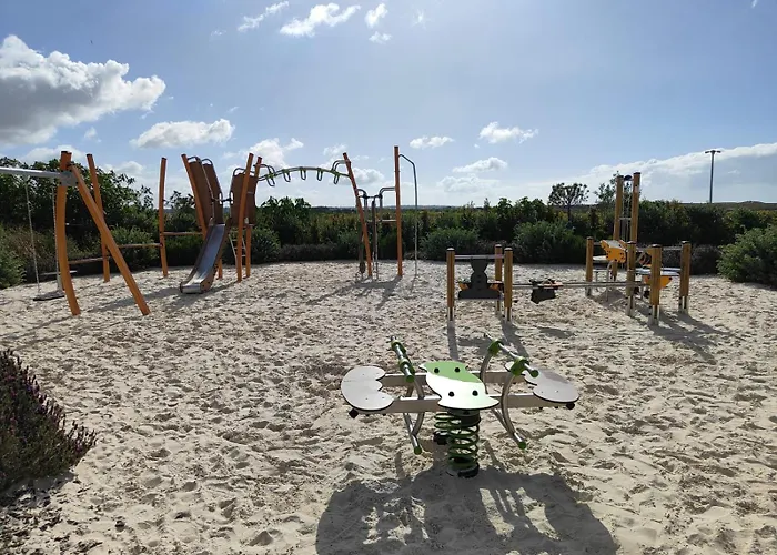 Bayline- Beachfront And Pool * Armação de Pêra