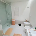 公寓 Bayline- Beachfront And Pool *